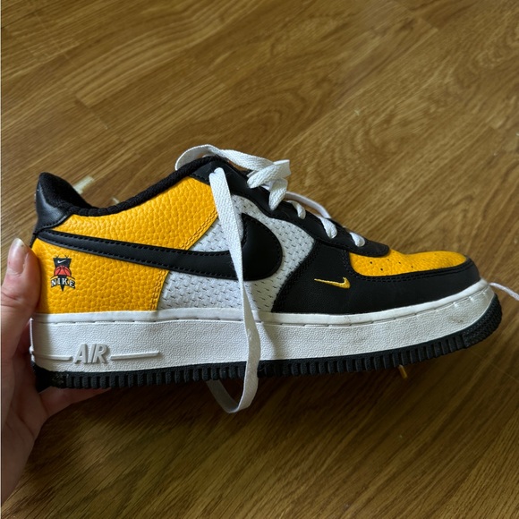 Nike Airforce 1 Low ‘07 LV8 - black gold jersey mesh - Picture 2 of 5